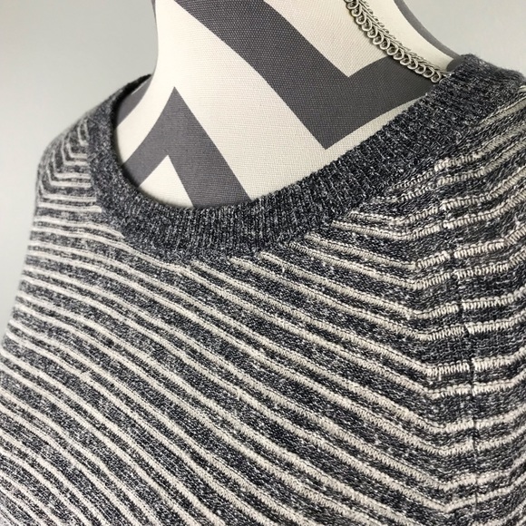 ❌SOLD❌ Billy Reid Soft Crewneck Silk Light Sweater - Picture 6 of 8